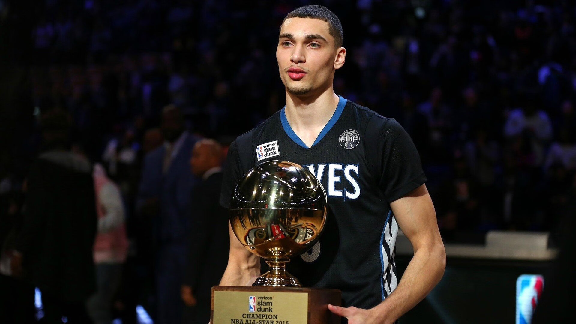 王炸!比利时5-0血洗卡塔尔,贝林厄姆上演上帝视角,这天才才22岁?